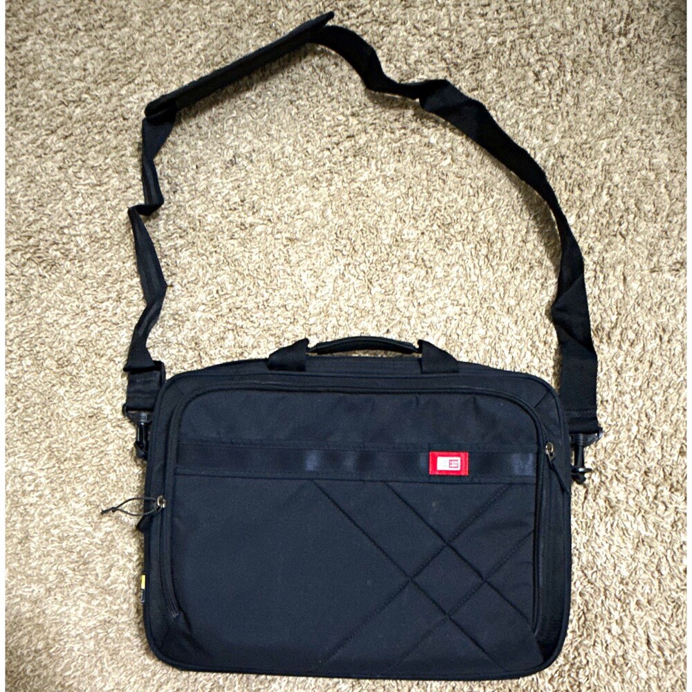 Case Logic Black Nylon Padded Shoulder/Messenger Laptop Bag, 18 x 11 in